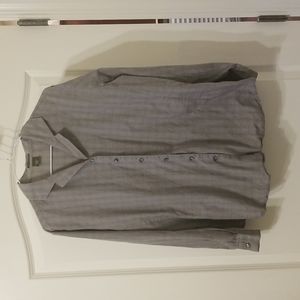 🔥Dockers Gray Plaid Button up Shirt
